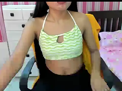 Mica Jones online show from March 2026 12:43:02 PM