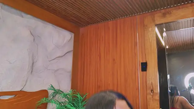 Snapshot of kaylie_mitchel chatting on November 2025 10:12:01 PM kaylie mitchel online show from November 2025 10:12:01 PM