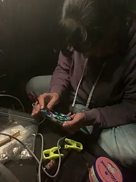 shakeweight online show from December 2025 03:45:02 AM