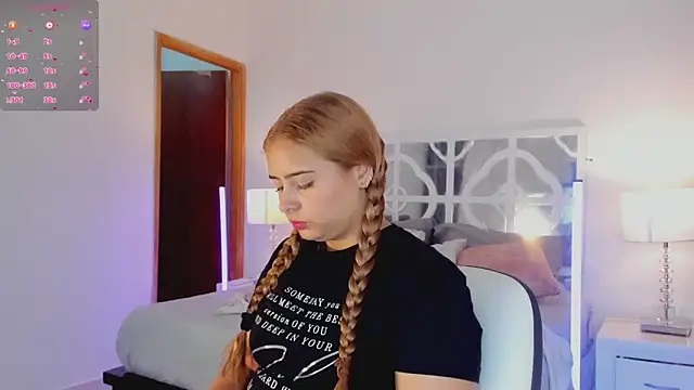 MikaelaStone online show from December 2025 12:43:01 PM