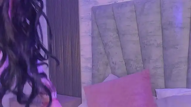ShanelEvans online show from May 2026 07:22:02 PM