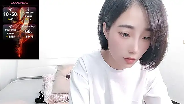 YIWA-2000 online show from May 2026 03:57:02 AM