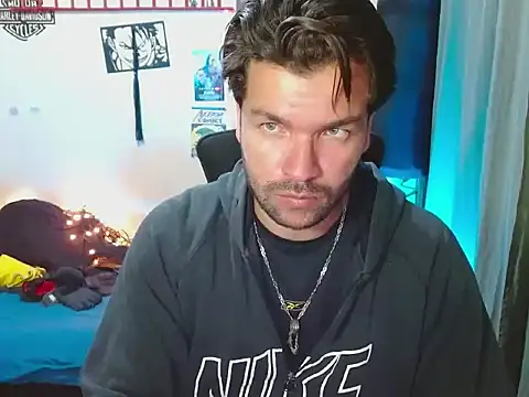 cortelioni massimo  online show from September 2025 02:16:01 AM