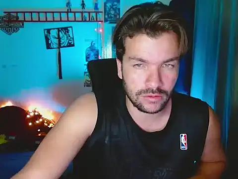 cortelioni massimo  online show from October 2025 01:03:02 AM