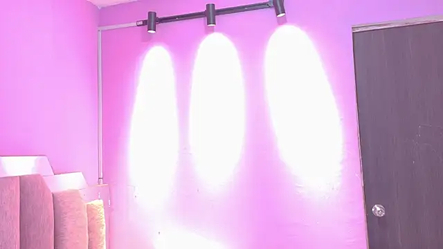 AndreaSweet2 online show from May 2026 07:56:01 PM