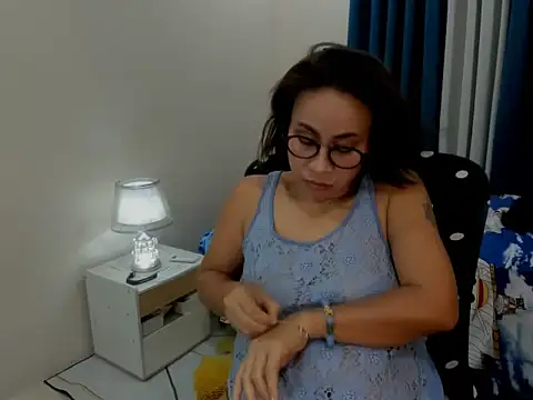 Snapshot of sweetkaley chatting on January 2026 10:25:01 PM sweetkaley online show from January 2026 10:25:01 PM