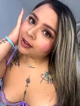 ashley-swift- online show from December 2025 05:04:02 AM