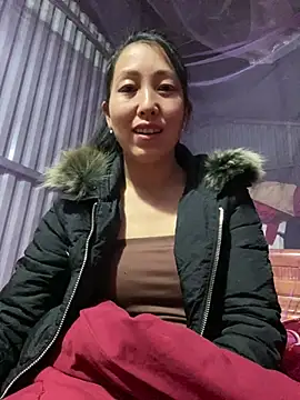 Huong-Ly online show from January 2026 03:06:01 PM