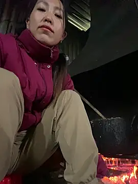 Huong-Ly online show from February 2026 07:35:01 AM