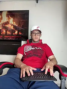 Snapshot of jordan_422 chatting on February 2026 06:44:01 PM jordan 422 online show from February 2026 06:44:01 PM