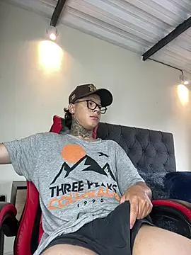 Snapshot of jordan_422 chatting on April 2026 06:52:01 PM jordan 422 online show from April 2026 06:52:01 PM