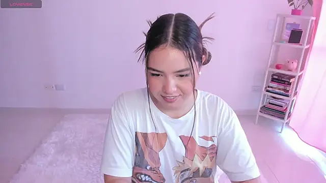 Alana Banana  online show from November 2025 01:43:01 PM