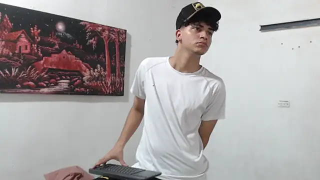 Snapshot of alice_julls chatting on September 2025 08:21:01 PM alice julls online show from September 2025 08:21:01 PM