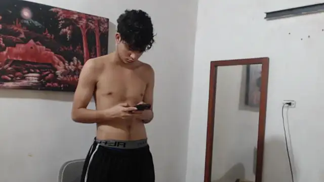 Snapshot of alice_julls chatting on November 2025 09:17:01 PM alice julls online show from November 2025 09:17:01 PM