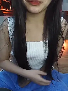 Snapshot of Emi_Fujin chatting on November 2025 01:47:02 PM Emi Fujin online show from November 2025 01:47:02 PM