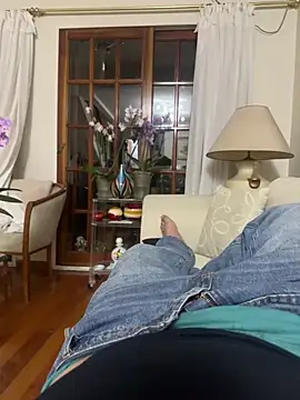 SantuIv online show from February 2026 03:00:02 AM