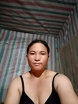 Snapshot of Love-Mama33 chatting on October 2025 01:55:02 PM Love-Mama33 online show from October 2025 01:55:02 PM