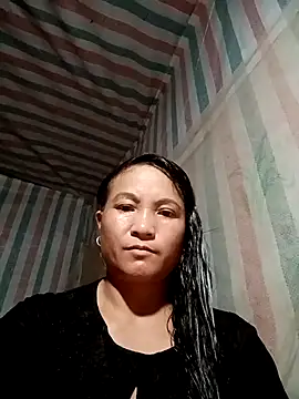 Snapshot of Love-Mama33 chatting on October 2025 12:38:01 PM Love-Mama33 online show from October 2025 12:38:01 PM