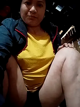 Love-Mama33 online show from February 2026 02:05:02 AM