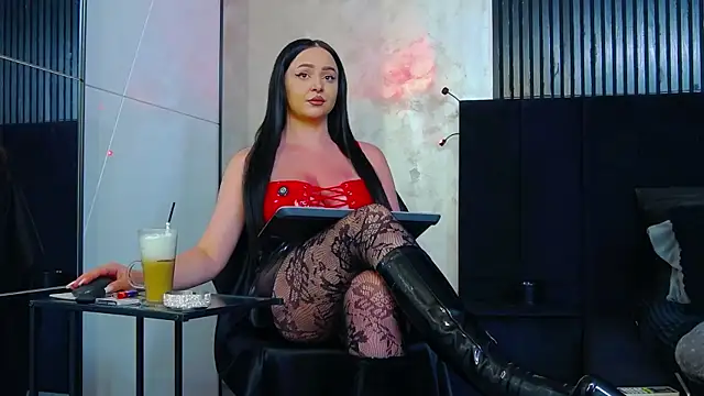 wickeddenise online show from June 2026 12:20:01 PM