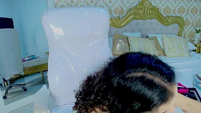 Snapshot of JessB_ chatting on October 2025 08:10:01 PM JessB online show from October 2025 08:10:01 PM