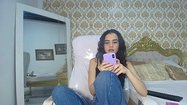 Snapshot of JessB_ chatting on November 2025 07:56:02 PM JessB online show from November 2025 07:56:02 PM