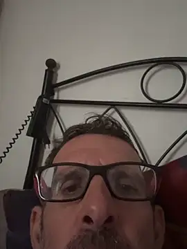 Snapshot of gigolobcn chatting on December 2025 11:26:02 AM gigolobcn online show from December 2025 11:26:02 AM