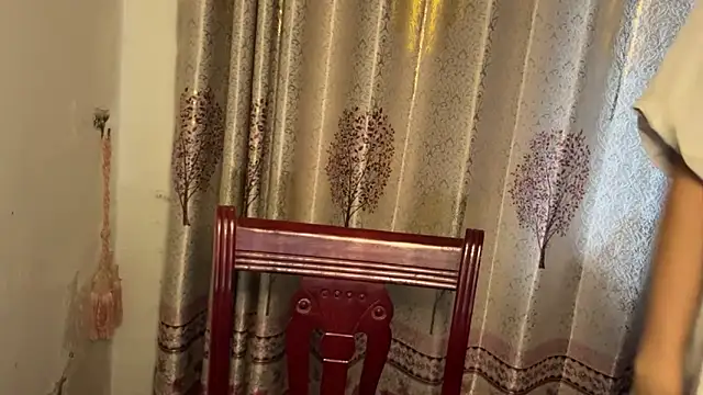 Snapshot of w5206t chatting on November 2025 08:12:01 AM w5206t online show from November 2025 08:12:01 AM