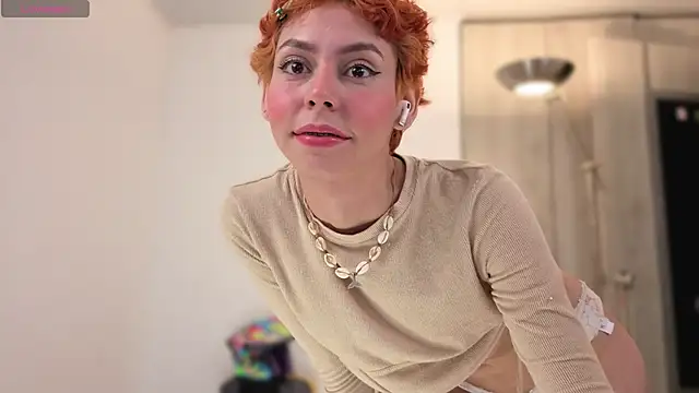 Snapshot of colette_e chatting on October 2025 03:50:02 AM colette e online show from October 2025 03:50:02 AM