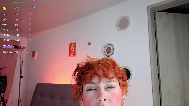 colette e online show from November 2025 01:18:01 AM