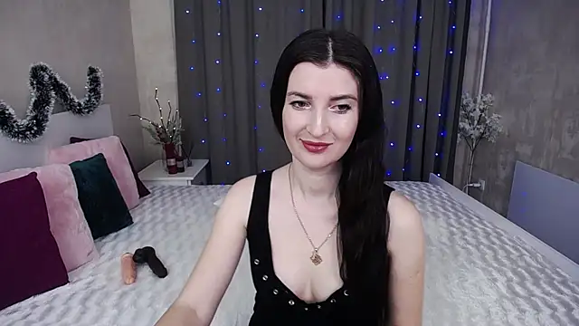 EvelinCuper online show from December 2025 06:18:01 AM