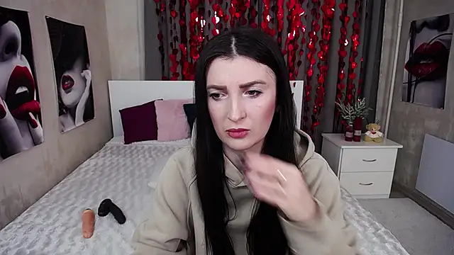 EvelinCuper online show from February 2026 06:26:01 AM