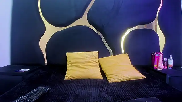 Snapshot of GabrielBrowm chatting on September 2025 09:26:01 PM GabrielBrowm online show from September 2025 09:26:01 PM