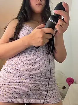 Snapshot of dulceangel__ chatting on August 2026 12:32:02 AM dulceangel online show from August 2026 12:32:02 AM