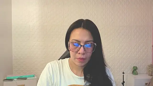 Eva mermaid online show from May 2026 02:36:02 PM