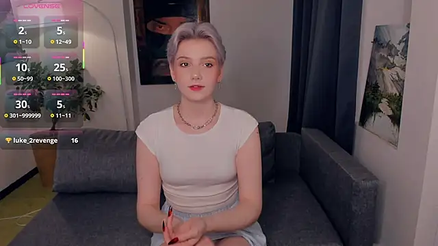 OdelynaAsp online show from October 2025 11:31:01 AM