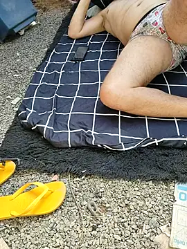 Snapshot of bad_wolf28 chatting on November 2025 11:01:02 AM bad wolf28 online show from November 2025 11:01:02 AM