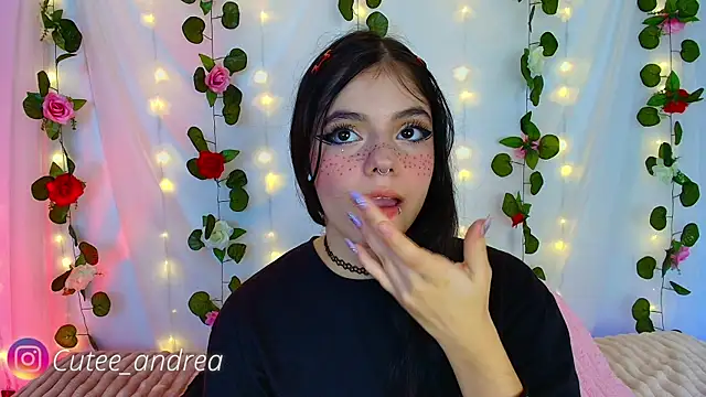Snapshot of cutee_andrea chatting on October 2025 01:50:02 AM cutee andrea online show from October 2025 01:50:02 AM