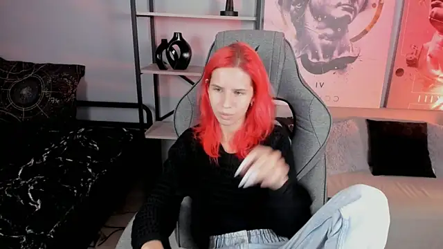 NitaNihil online show from October 2025 05:53:02 PM