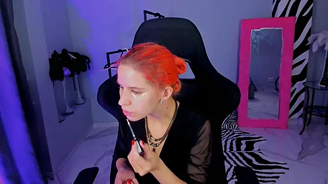 NitaNihil online show from October 2025 07:04:02 PM