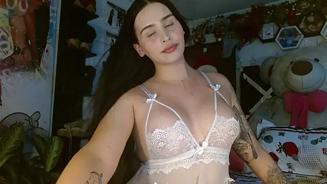 SarithaBunny online show from December 2024 10:20:01 PM