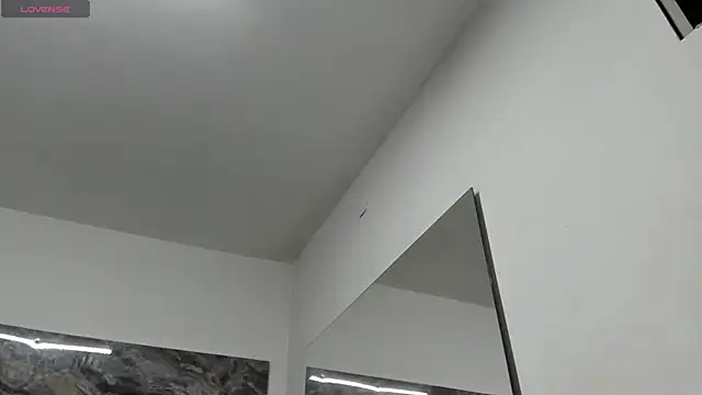 Agnes-23 online show from November 2025 11:54:02 AM