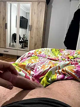 Erenn9972 online show from January 2026 05:49:02 PM