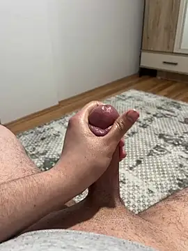 Erenn9972 online show from April 2026 10:00:02 PM