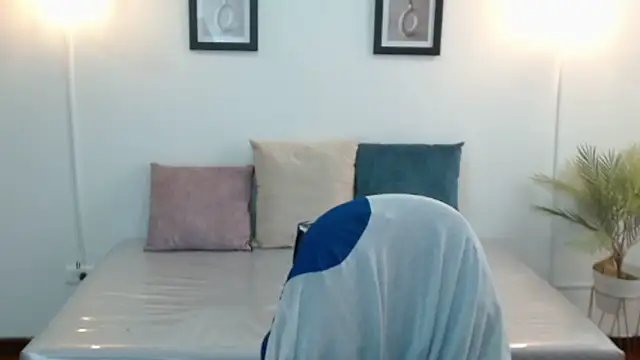 Evanss lx online show from March 2026 07:24:02 PM