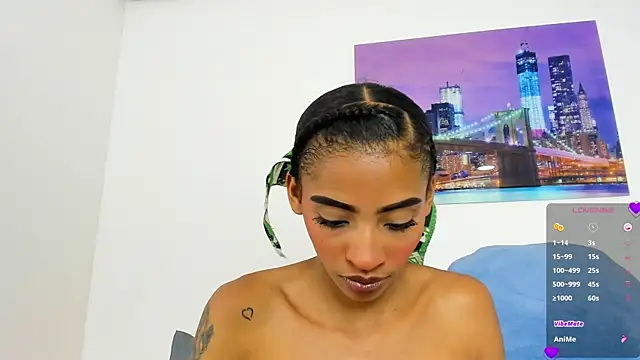 Snapshot of sarah_ashbourne chatting on November 2025 03:33:02 PM sarah ashbourne online show from November 2025 03:33:02 PM