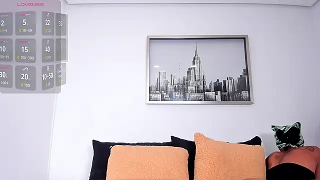 Snapshot of sarah_ashbourne chatting on November 2025 10:30:02 PM sarah ashbourne online show from November 2025 10:30:02 PM