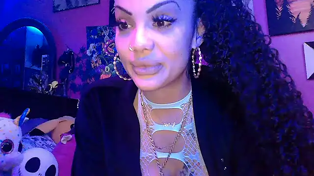 Snapshot of Av3ryyBe3 chatting on November 2025 04:01:02 AM Av3ryyBe3 online show from November 2025 04:01:02 AM