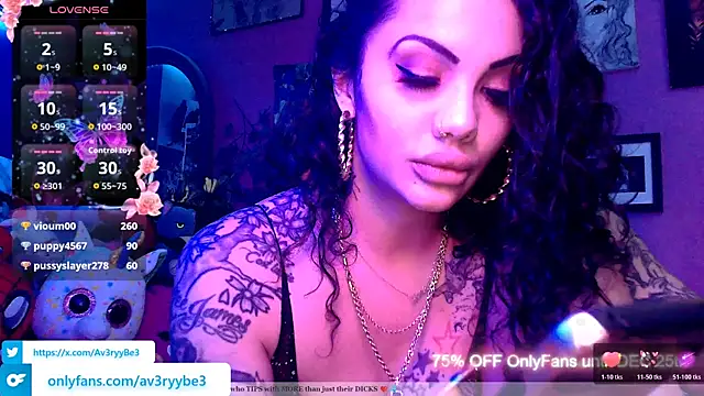 Snapshot of Av3ryyBe3 chatting on December 2025 10:26:01 PM Av3ryyBe3 online show from December 2025 10:26:01 PM