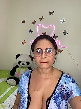 Roxy Skye online show from November 2025 11:55:02 AM